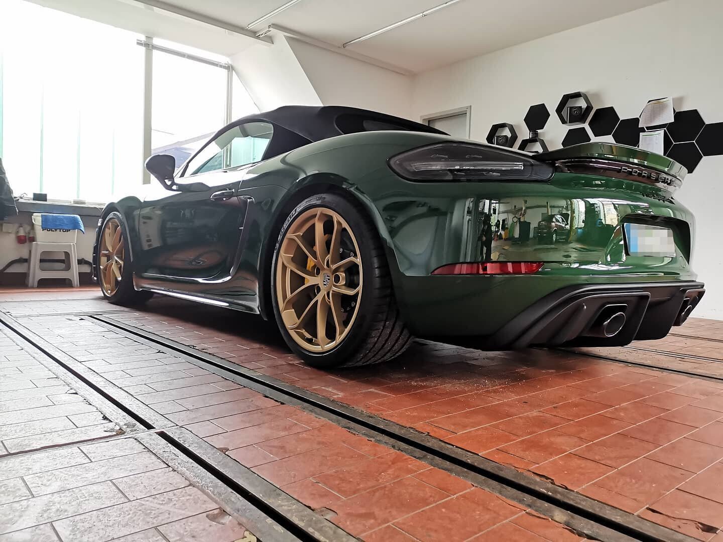 MELKUS Service & Pflege, Am Weißiger Bach 153 in Dresden