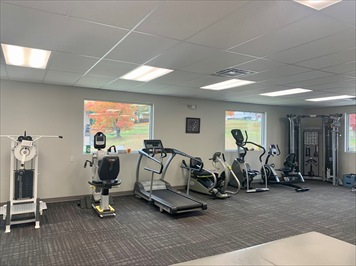 Images HealthWorks Rehab & Fitness - Westover