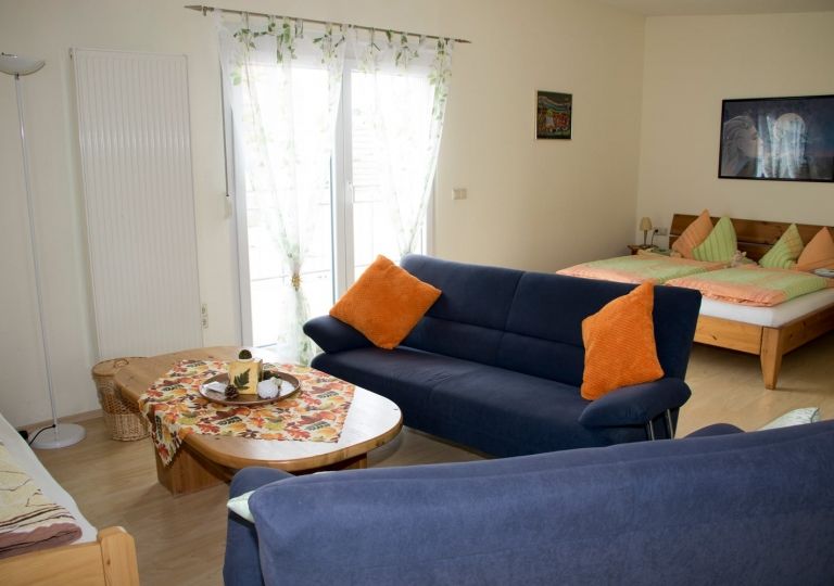 Gästehaus & Partyservice Schaaf, Bahnhofstr. 46 in Lauffen am Neckar