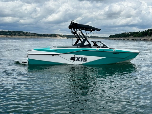 Images Nautical Boat Club - Lakeway