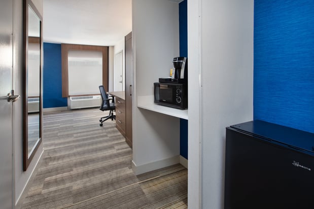Images Holiday Inn Express Nashville Downtown - Broadway by IHG
