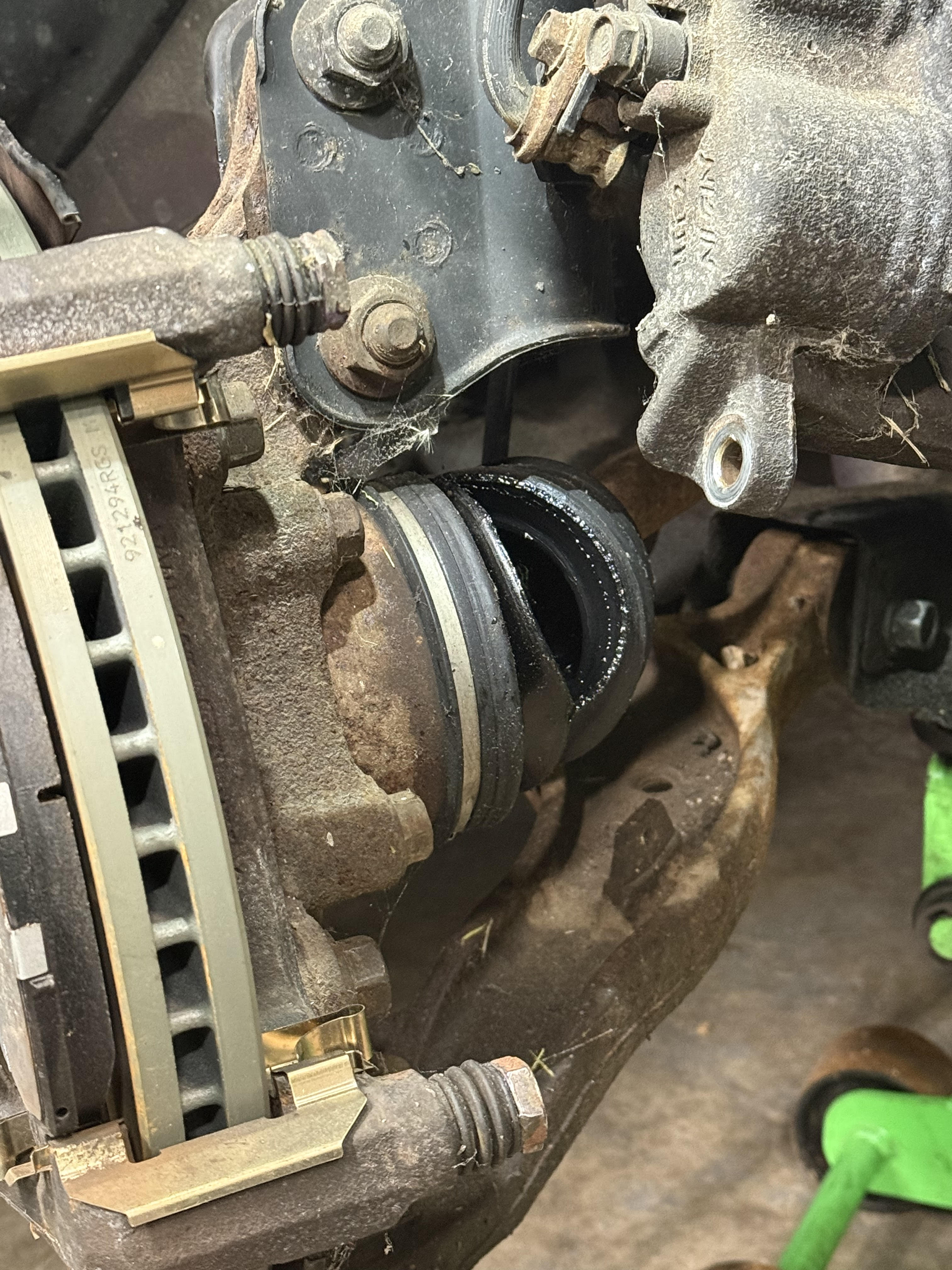 Lewis County Line Garage Image