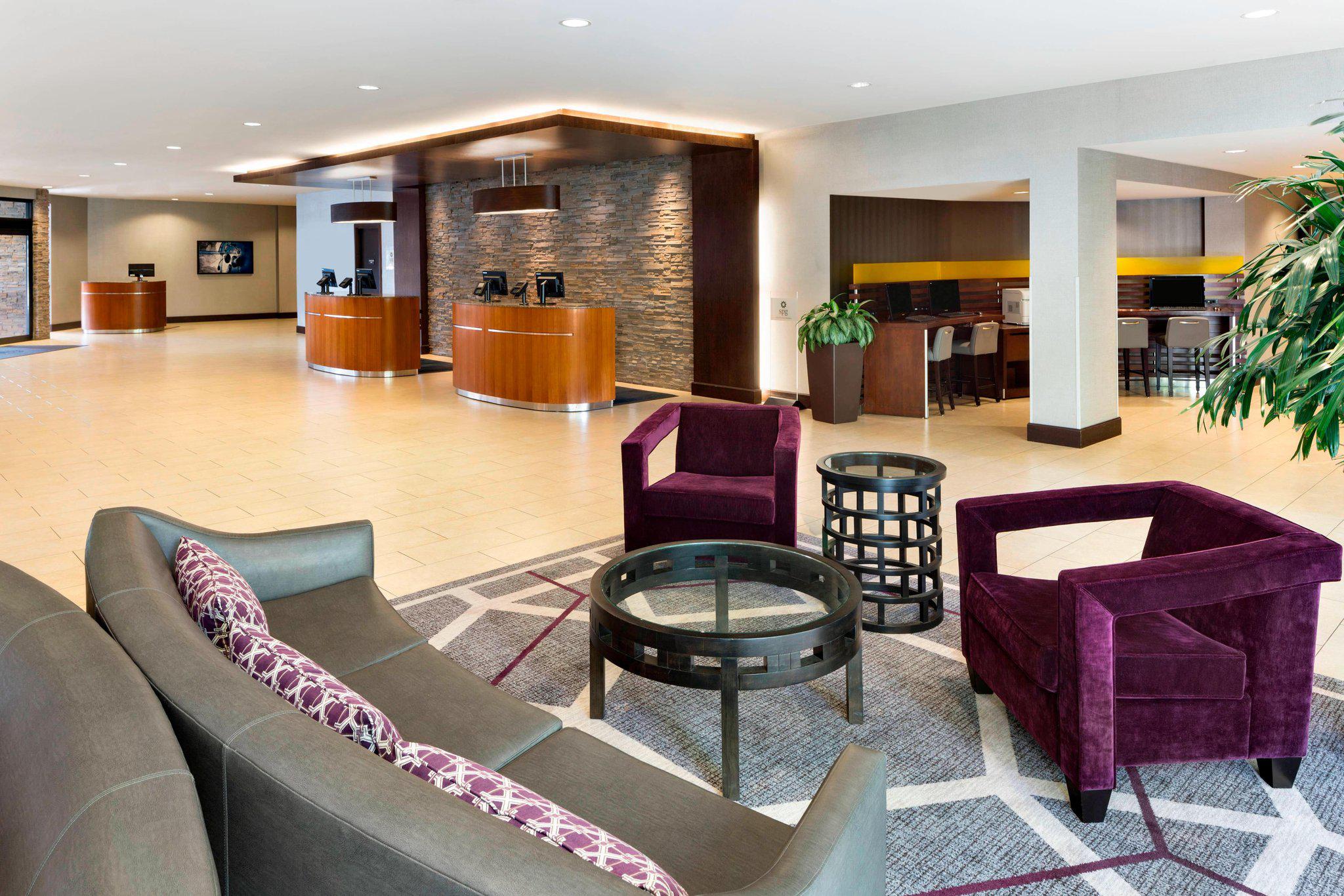 Sheraton Vancouver Airport Hotel in Richmond, 7551 Westminster Highway - Hotels & Motels in