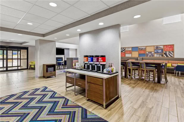 Images Hampton Inn & Suites Grove City
