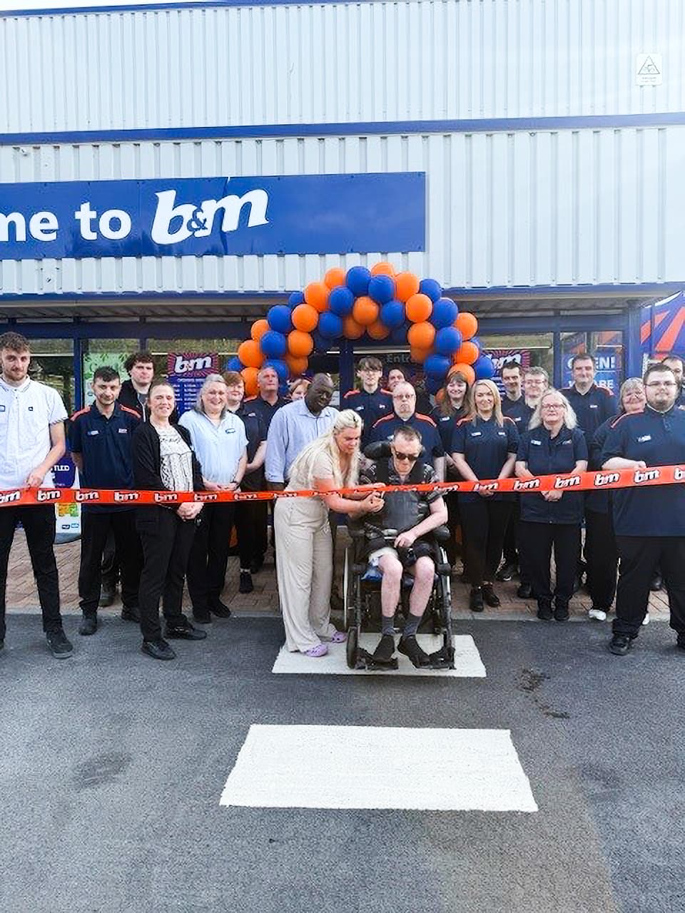 Images B&M Store with Garden Centre