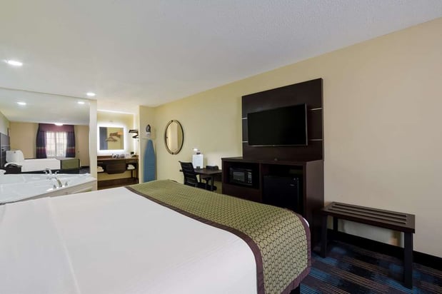 Images SureStay by Best Western Manning