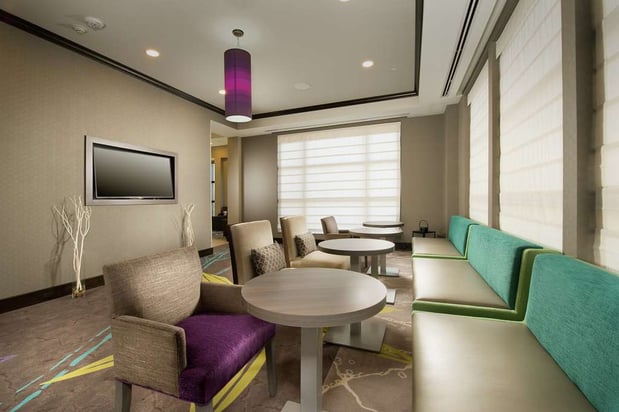 Images Hilton Garden Inn College Station