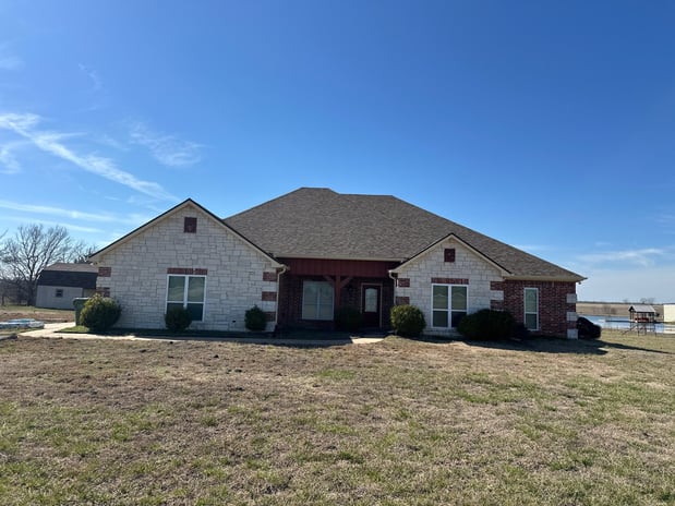Images Near Me Roofing & Contracting