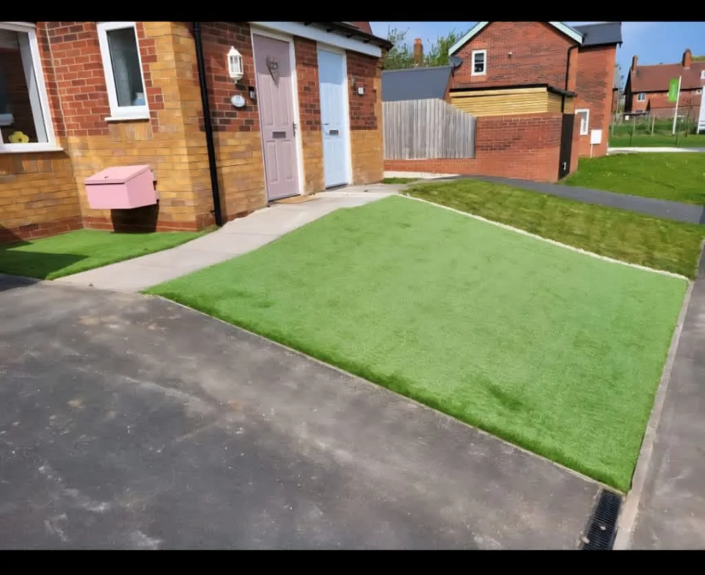 Images DH Landscaping & Building SVCS