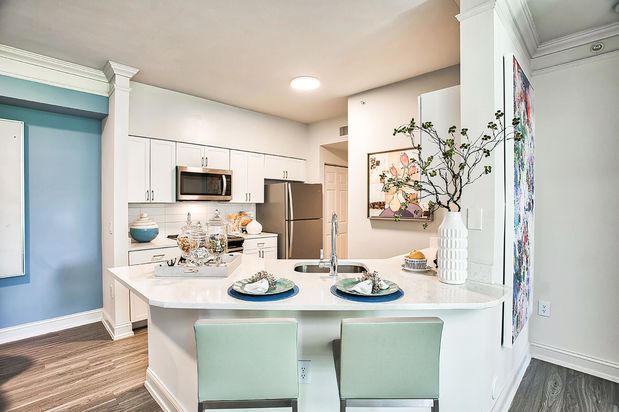 Images Windsor at Miramar Apartments
