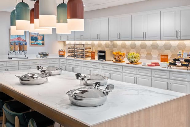 Images Homewood Suites by Hilton Orlando-Nearest to Univ Studios