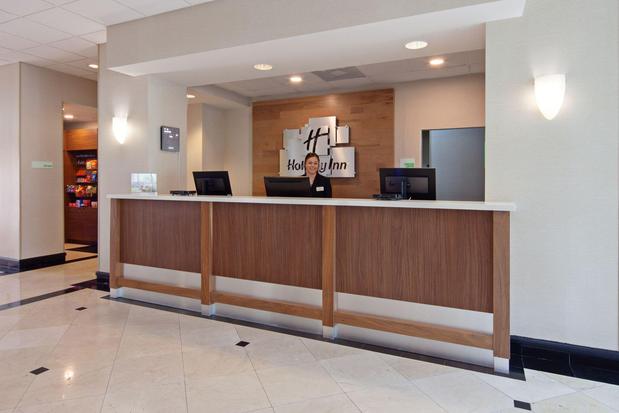 Images Holiday Inn Palmdale-Lancaster by IHG