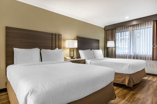 Images Best Western Plus Orange County Airport North