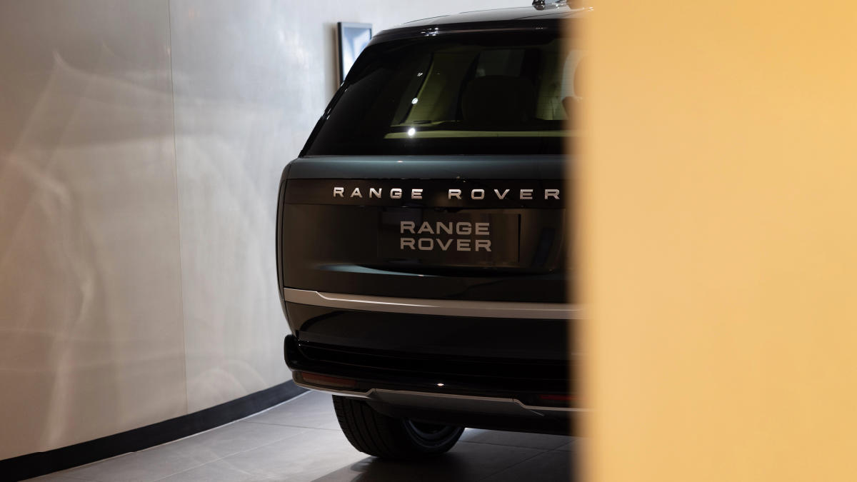Images Stratstone Land Rover Mayfair