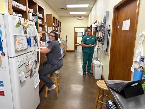 Images VCA Lakeside Animal Hospital