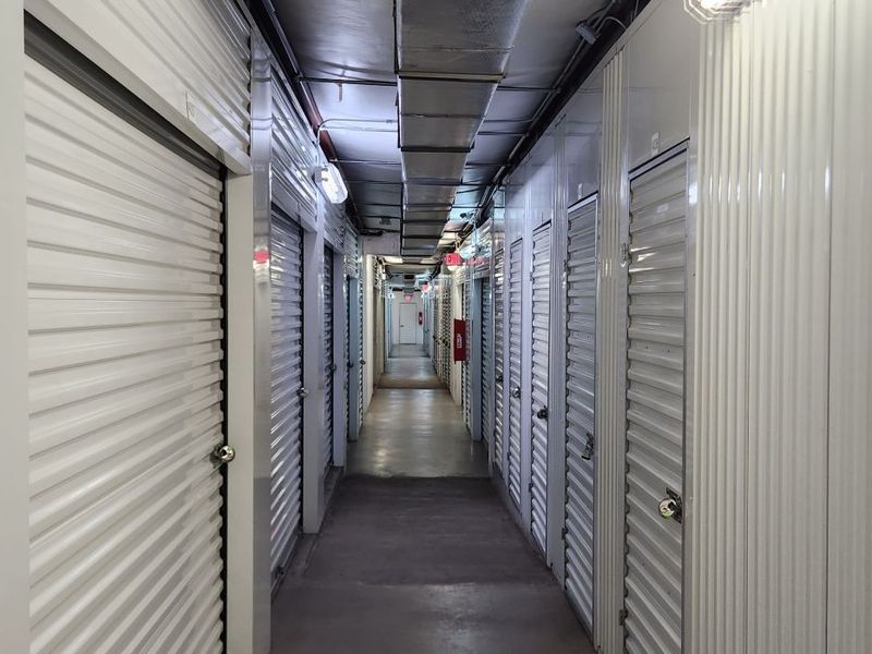 Images Extra Space Storage