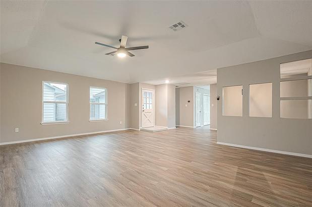 Images Cesar Espinoza Realtor/ Equity Houston