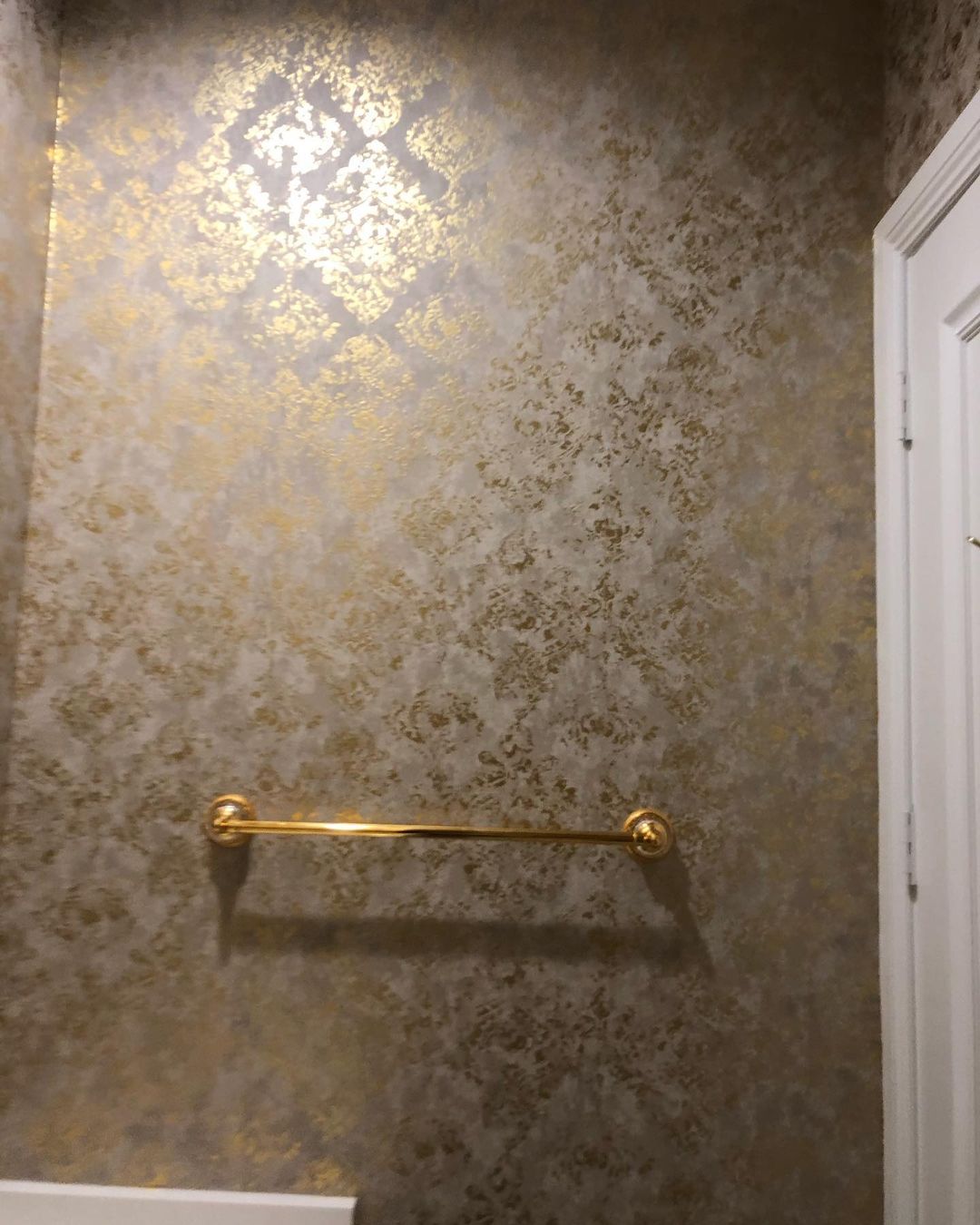Luxury wallpaper installation in Jupiter, Florida by Precise Wallpaper Installation.