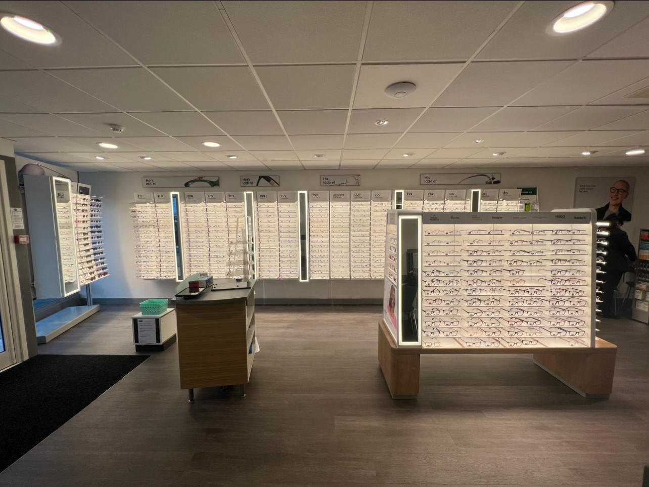 Specsavers Mold Specsavers Opticians and Audiologists - Mold Mold 01352 705090