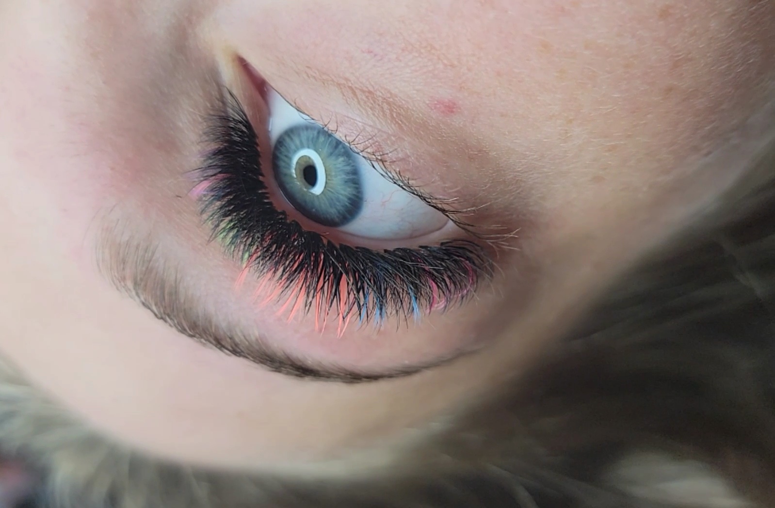 Images Lashista - Formation cils - Pose de cils - Produits de cils Longueuil