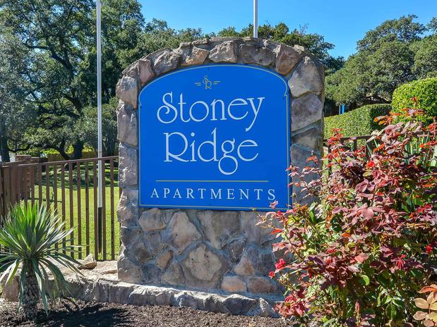 Images Stoney Ridge Apartments