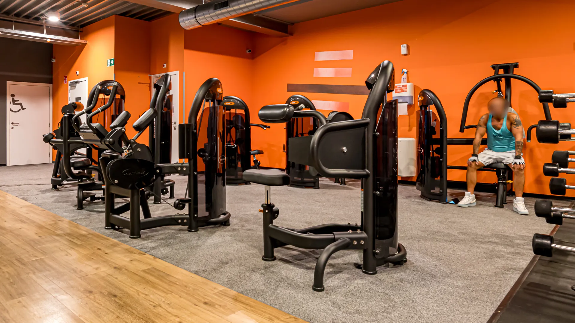 Images Basic-Fit 24/7