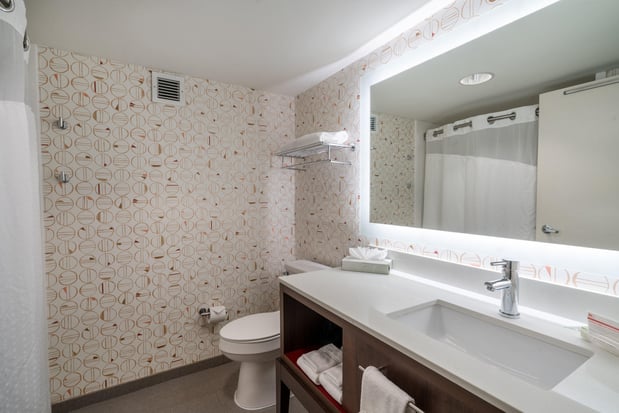 Images Holiday Inn Atlanta/Roswell by IHG