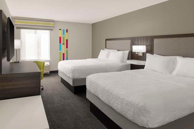 Images Hampton Inn Olathe