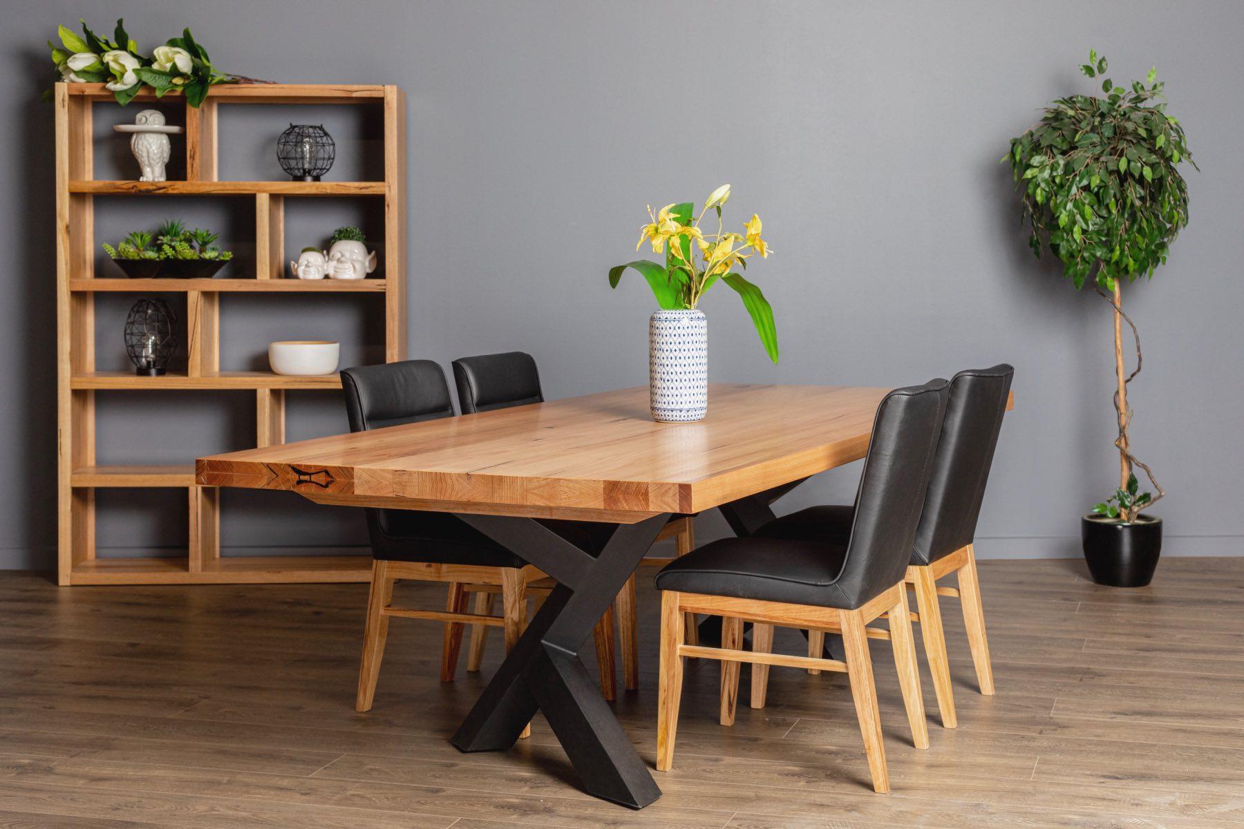 Images Berkowitz Furniture – Alexandria