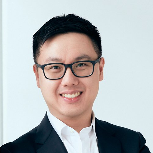 Matthew Lee headshot.