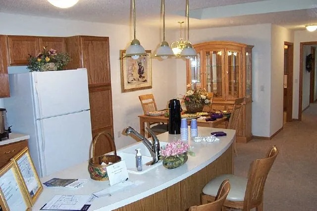 Images Silver Oaks Townhomes