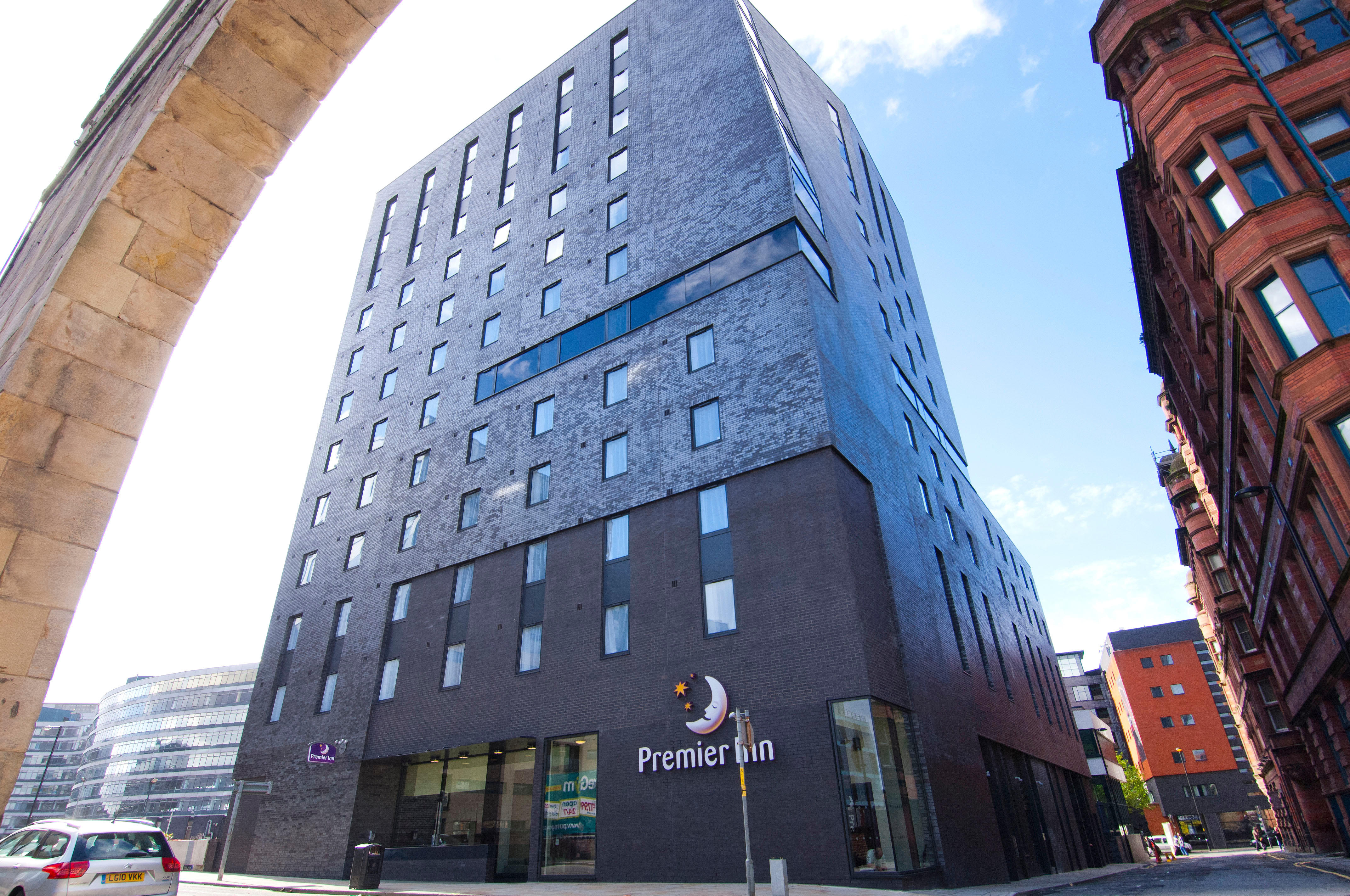 Premier Inn Manchester City (Piccadilly) hotel Premier Inn Manchester City (Piccadilly) hotel Manchester 03333 219286