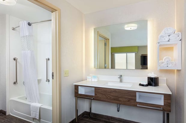 Images Hampton Inn Omaha West-Lakeside