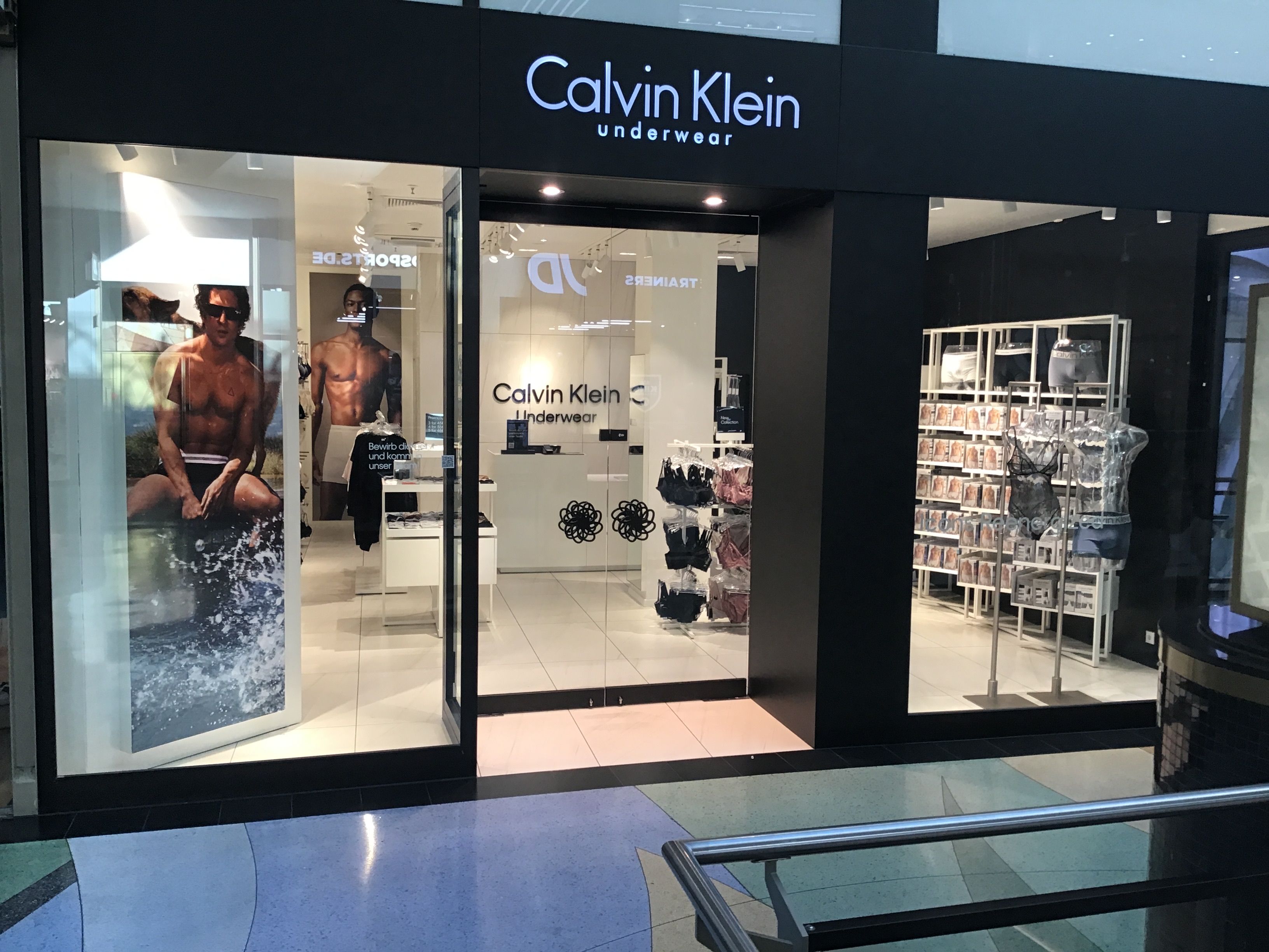 Calvin Klein Underwear in Berlin - Logo