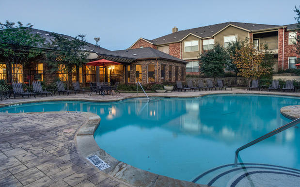 Images Orion McKinney Apartments