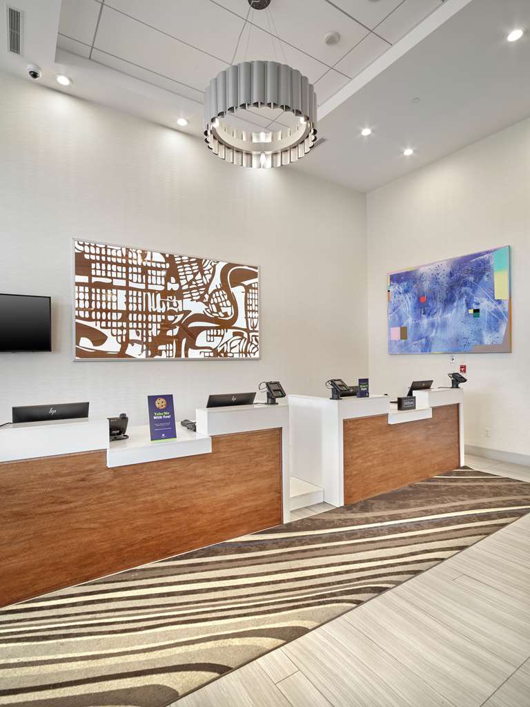 Images DoubleTree by Hilton Edmonton Downtown