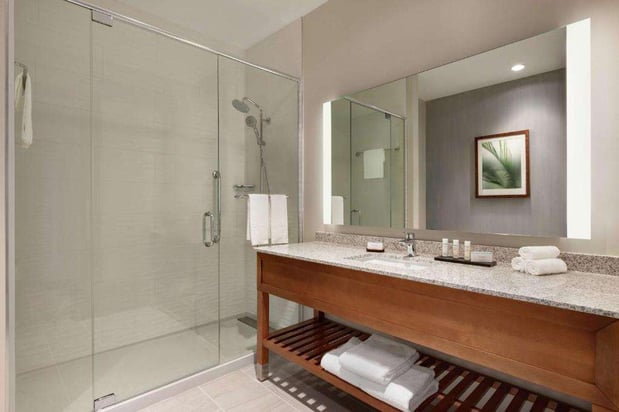 Images Embassy Suites by Hilton Sarasota