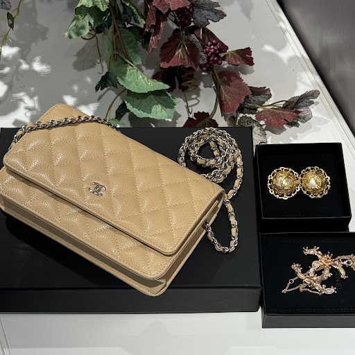 Images 買取専門店  KOMEHYO  (コメ兵)  広島三越