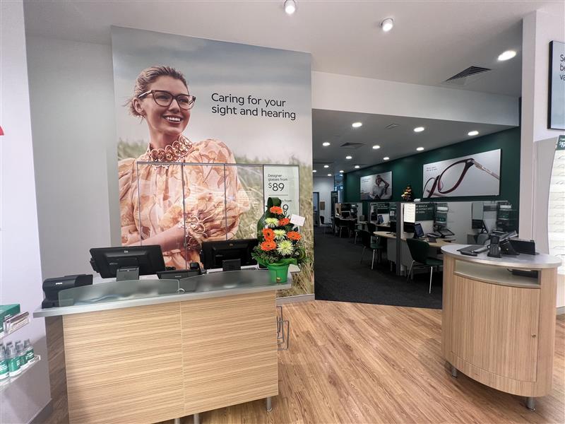 Images Specsavers Optometrists & Audiology - Riverton Stockland