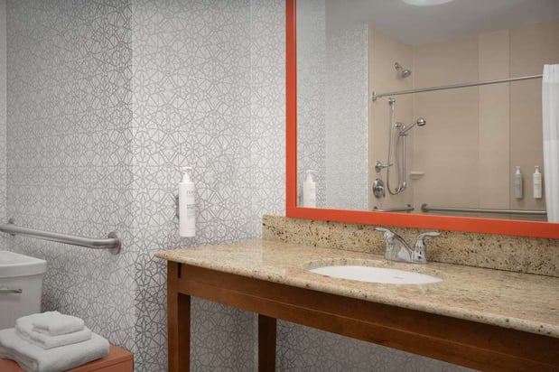 Images Hampton Inn & Suites Williston