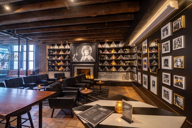 Images Artie's Backroom & Rooftop