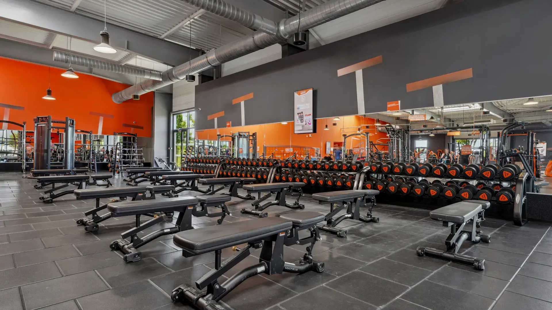 Images Basic-Fit 24/7