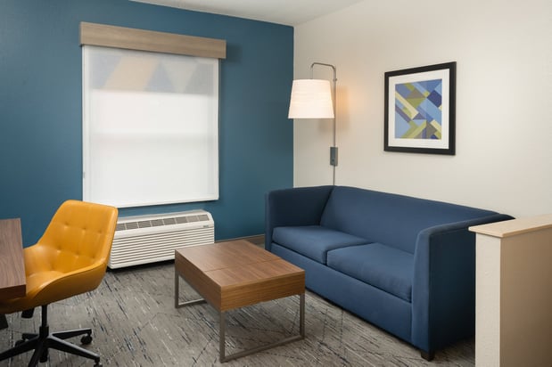 Images Holiday Inn Express & Suites Orlando International Airport by IHG