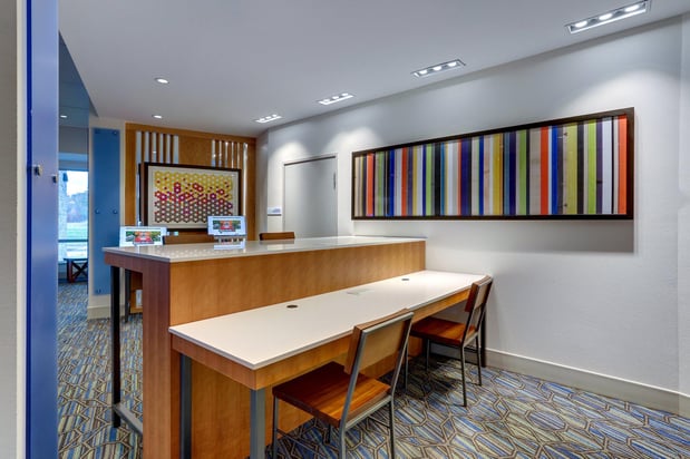 Images Holiday Inn Express & Suites Middletown - Goshen by IHG