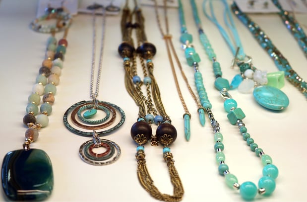 Images Salem's Fashions & Home Decor