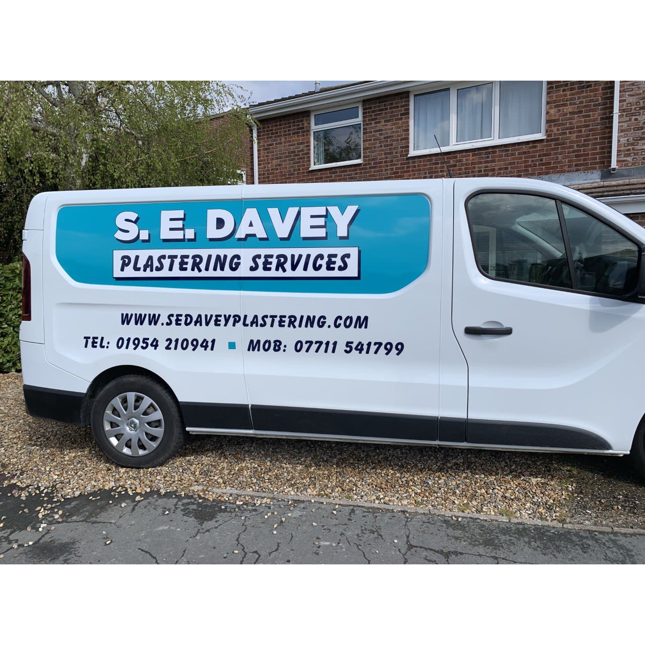S.E Davey Plastering Logo