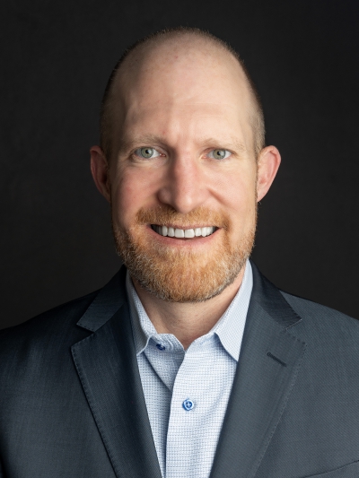 Images Travis G. Maak