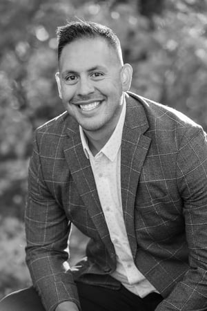 Images Sam Livas: Allstate Insurance