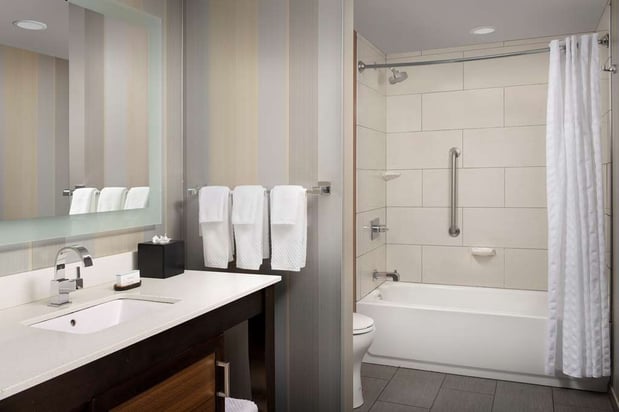 Images Embassy Suites by Hilton Knoxville West