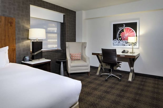 Images DoubleTree by Hilton Hotel & Suites Pittsburgh Downtown